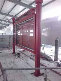 河南某市閱報欄