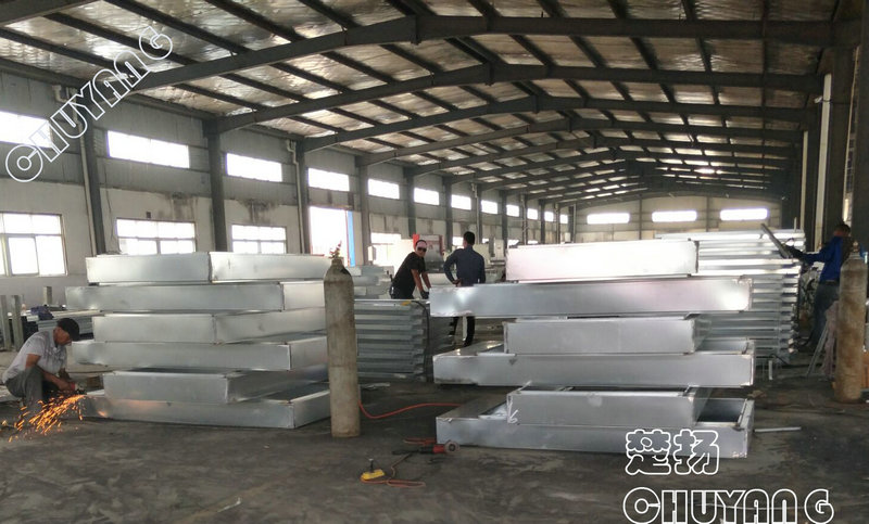 指路牌燈箱正在制作